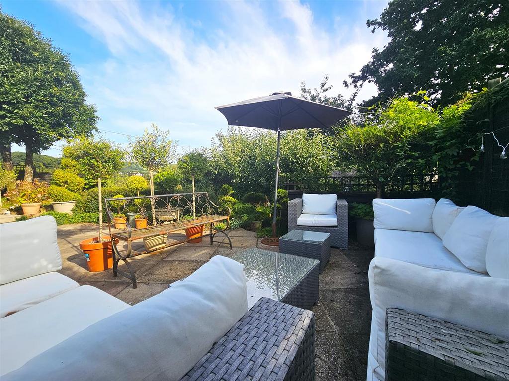 Patio - Copy.jpg