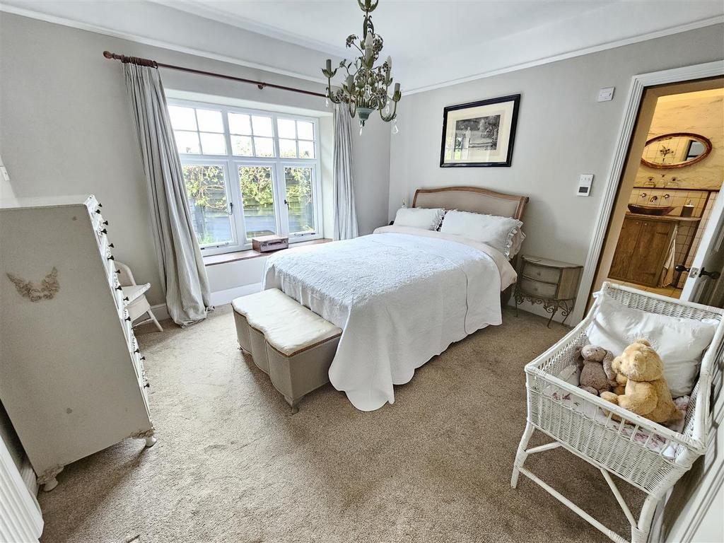 Bedroom 3.jpg