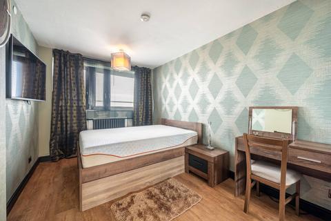 1 bedroom flat for sale, Queensdale Crescent, Shepherd's Bush, London, W11