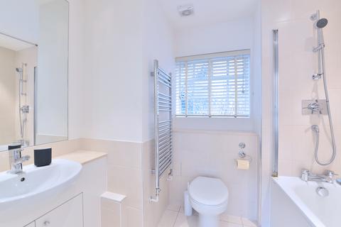 2 bedroom flat to rent, Pelham Court, SW3