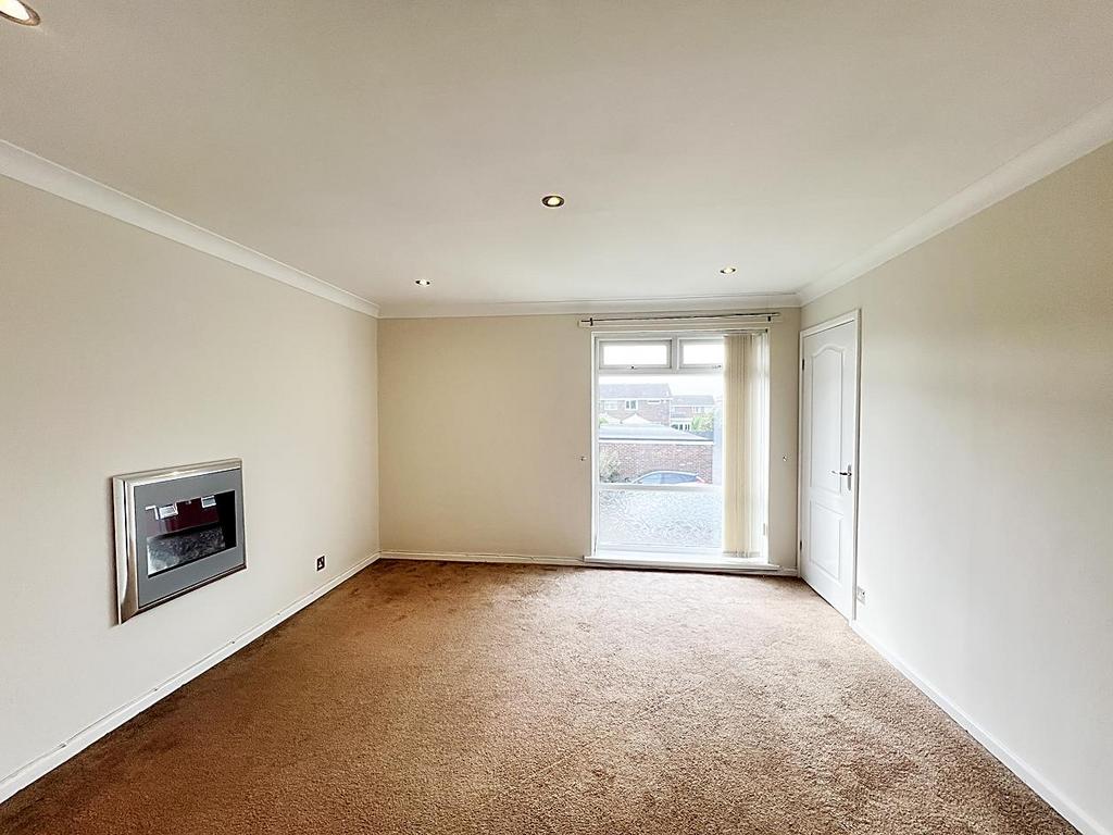 Sunholme Drive, Hadrian Lodge, Wallsend 2 bed apartment for sale £99,950