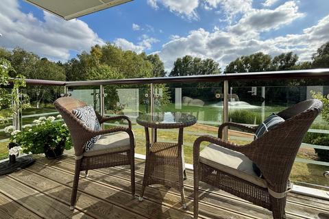 Flat 5, 4 Creswell Drive, Beckenham, BR3 3FW