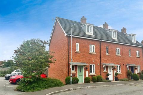 3 bedroom end of terrace house for sale, Kingsdown Road, Lincoln