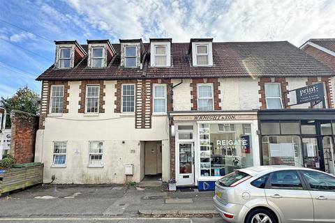 2 bedroom flat for sale, Holmesdale Road, Reigate