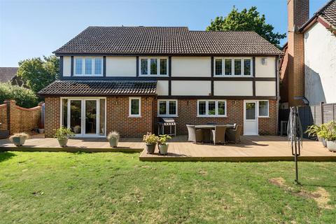 5 bedroom detached house for sale, Shire Close, Fareham PO15