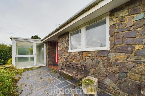 2 bedroom detached bungalow for sale, 16 Anchor Down, Solva, Haverfordwest