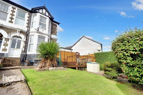 3 bedroom end of terrace house for sale, Wainfelin Road, Pontypool