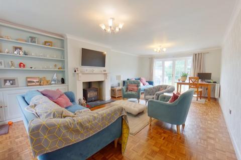 4 bedroom detached house for sale, Old Street, Fareham PO14