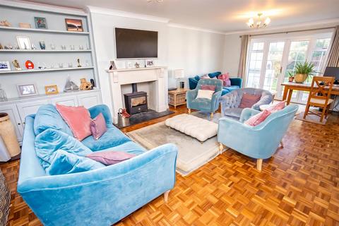 4 bedroom detached house for sale, Old Street, Fareham PO14