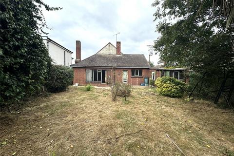 2 bedroom bungalow for sale, The Broadway, Thorpe Bay, Essex, SS1