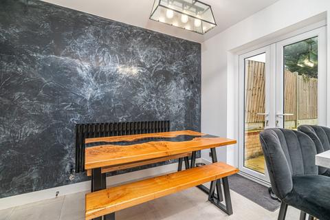 119 Almond Road, Kettering, NN16 9PQ