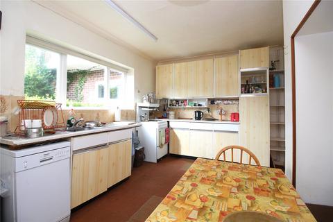 undefined, Avenue Road, New Milton, Hampshire, BH25