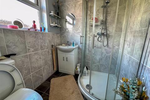 2 Bennett Close, Walton On The Naze, CO14 8SE