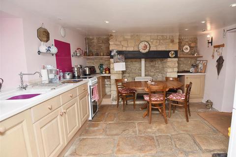 3 bedroom detached house for sale, Mill Lane, Marnhull