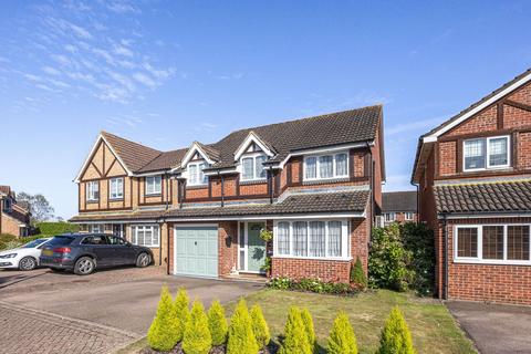 4 bedroom detached house for sale, Grasslands, Horley RH6