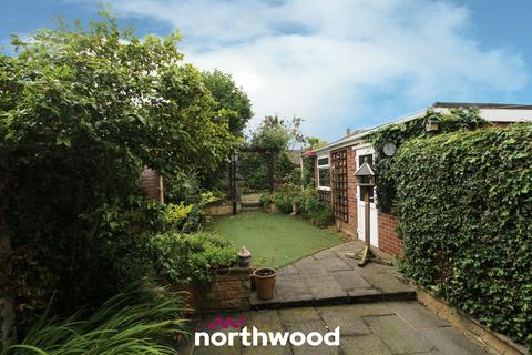 27 Darrington Drive, Warmsworth, Doncaster, DN4 9LF