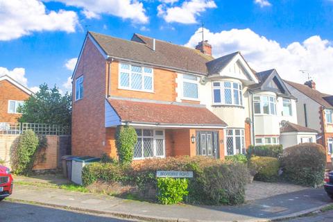 4 bedroom semi-detached house for sale, Grosvenor Road, Luton LU3