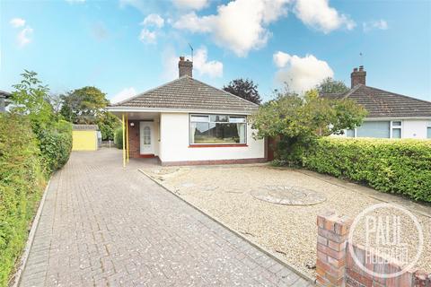 3 bedroom detached bungalow for sale, Elmhurst Avenue, Oulton Broad, NR32