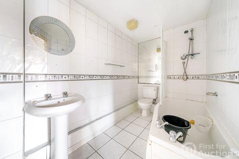 36 Rutherford Close, Uxbridge, UB8 3WG