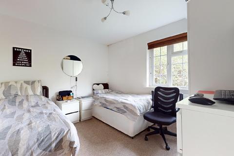 2 bedroom flat for sale, 26 Bacon Lane, Kingsbury