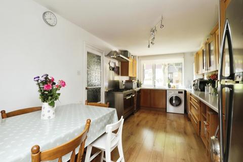 39 Brindley Crescent, Sheffield, S8 8PZ