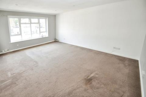 2 bedroom maisonette for sale, Regency Close, Chelmsford, CM2