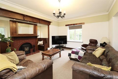 4 bedroom house for sale, Algarth Lodge, 23 The Mile, Pocklington, York