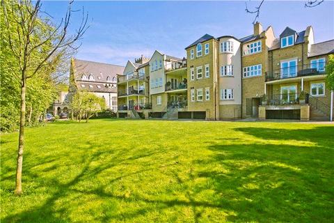 4 bedroom flat to rent, St Johns Square, Eton, Windsor, SL4