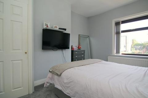 16 Mount Terrace, Bradford, BD2 2JE