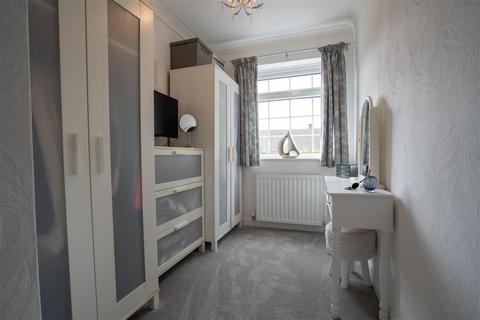 11f Dove Close, Birmingham, B25 8XW