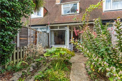 110 Ambergate Street, London, SE17 3SA