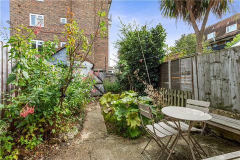 110 Ambergate Street, London, SE17 3SA