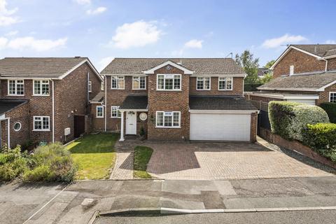 5 bedroom detached house for sale, Minchin Green, Binfield, Bracknell