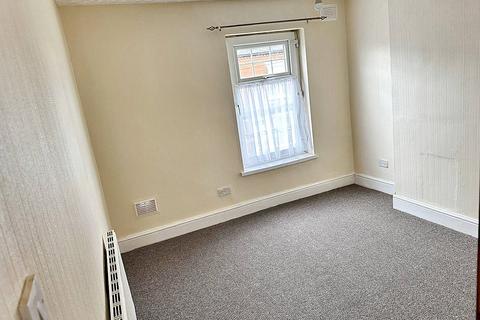 2 bedroom terraced house to rent, Langley Grove, Small Heath B10