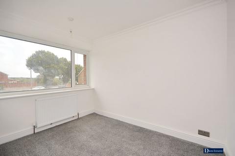 13 Rochford Close, Hornchurch, RM12 5PD