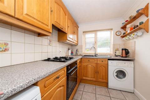 3 bedroom semi-detached house for sale, 17 Bennett Street, Kidderminster