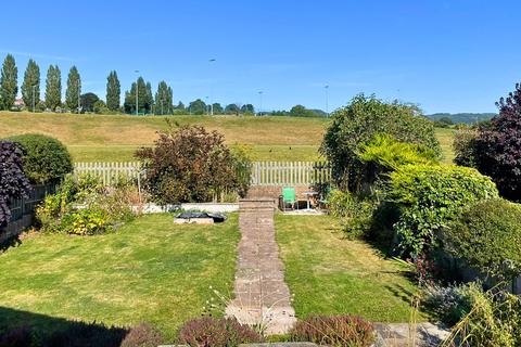 55 Dixton Close, Monmouth, NP25 3PJ