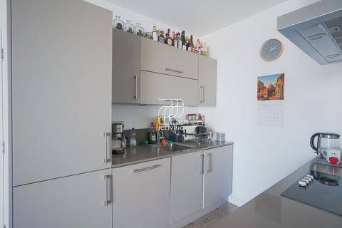 2 bedroom flat to rent, Chancellor House SE16