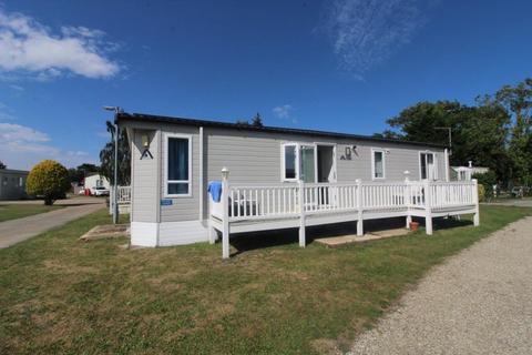 2 bedroom lodge for sale, Straight Road, East Bergholt, CO7