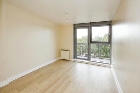 2 bedroom apartment to rent, Kelvin Gate, Bracknell RG12