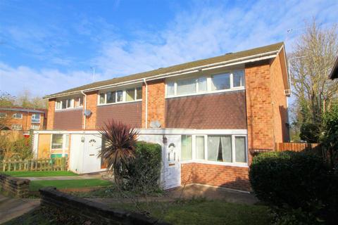 3 bedroom end of terrace house to rent, Goldsworth Orchard, St. Johns Road, Woking, Surrey, GU21