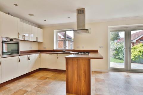 4 bedroom detached house for sale, Astley Close, Hedon, Hull, HU12 8FN