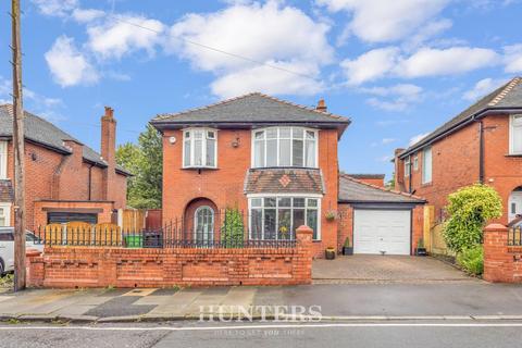 3 bedroom detached house for sale, Moss Lane, Alkrington, Middleton M24