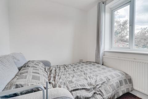 6 Sunset Mount, Leeds, LS6 4LL