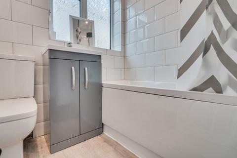 6 Sunset Mount, Leeds, LS6 4LL