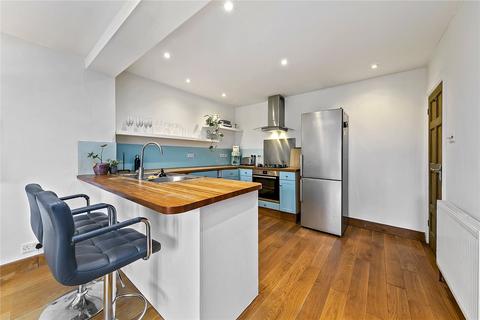 3 bedroom apartment for sale, Courtlands Avenue, Kew, Surrey, TW9