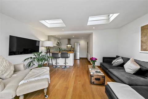 3 bedroom apartment for sale, Courtlands Avenue, Kew, Surrey, TW9