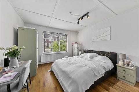 2 bedroom apartment for sale, Courtlands Avenue, Kew, Surrey, TW9