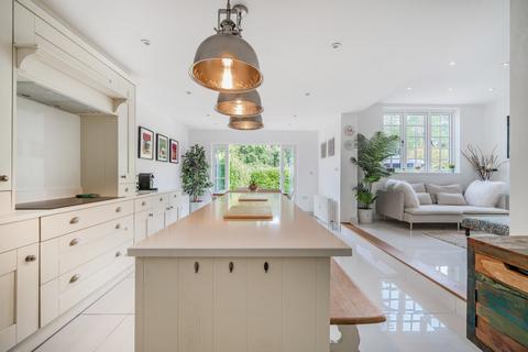 St Andrews Cottage Churt Road, Hindhead, GU26 6HZ