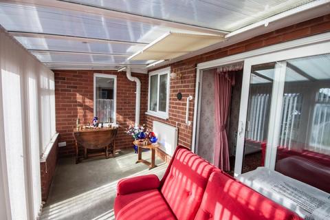 2 bedroom detached bungalow for sale, Bridge Cross Road, Burntwood